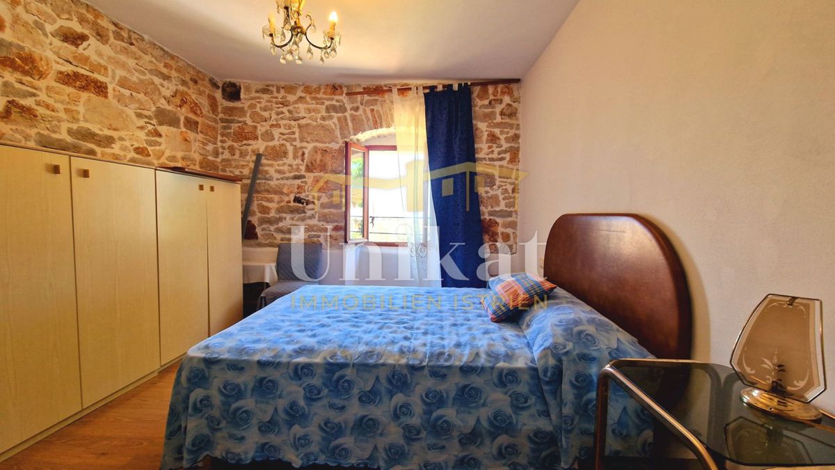 Renovirana kamnita hiša z razgledom na morje, Poreč